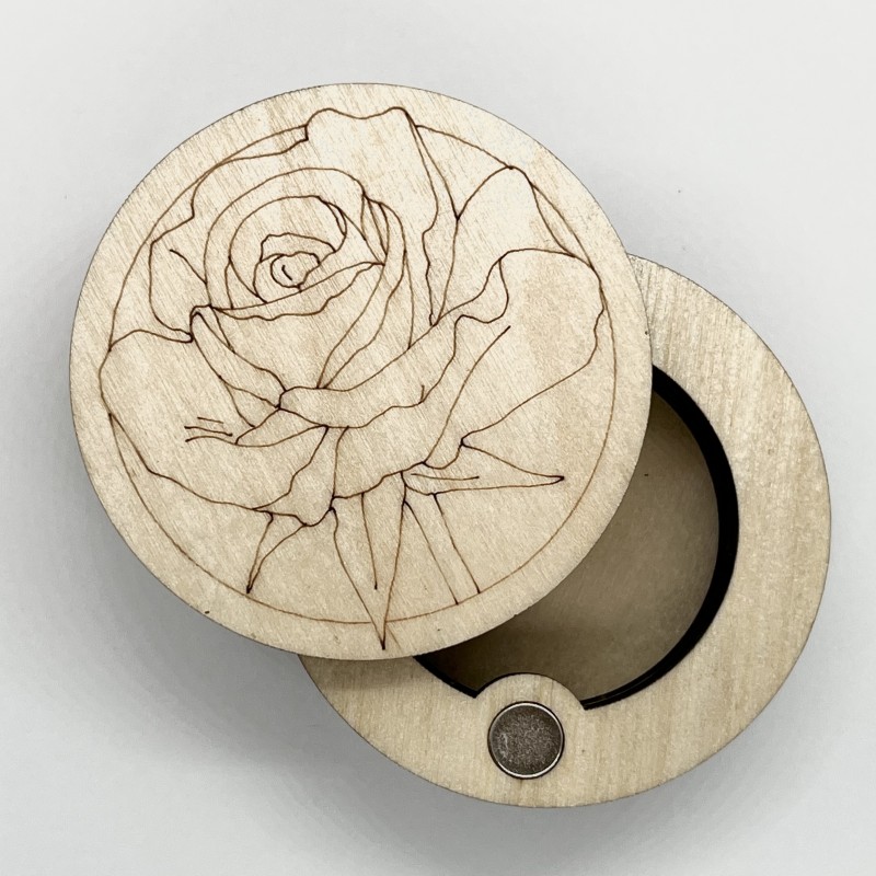 Magnetized Rose Container - Clear Varnish - Click Image to Close