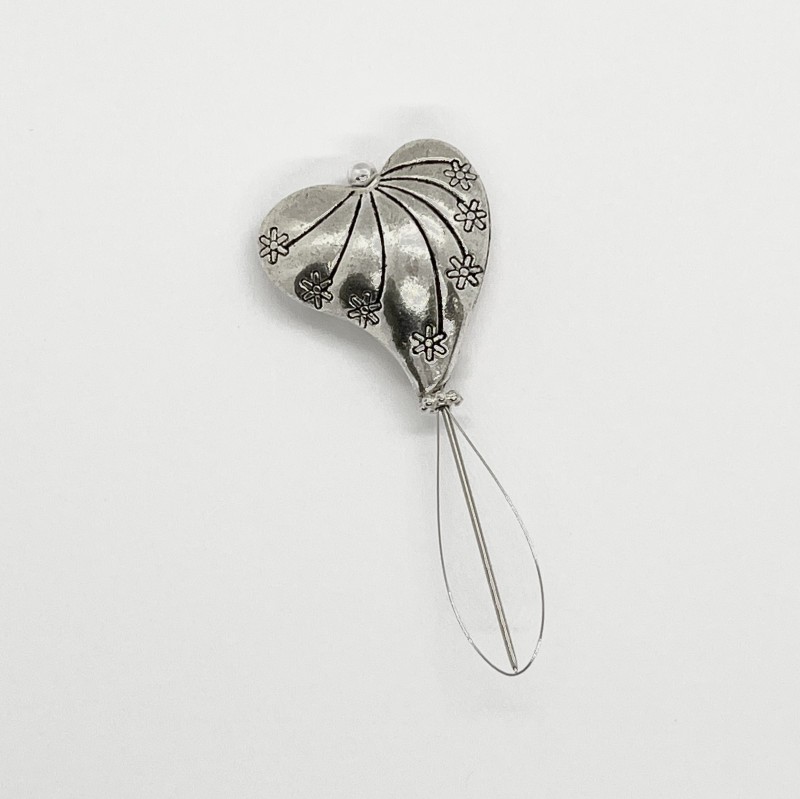 Needle Threader - Balloon Heart - Click Image to Close